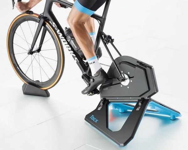 Tacx&reg; NEO 2 Smart Trainer T2850.60 фото